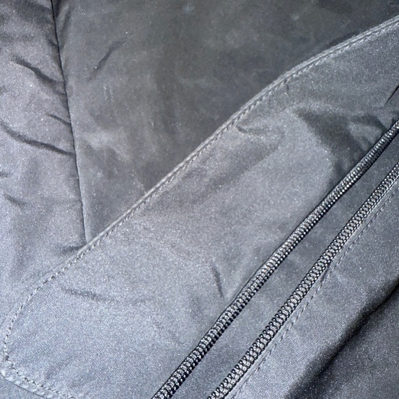 L.L. Bean Black Sling Backpack for Everyday Adventures Gently Used - Picture 4 of 7